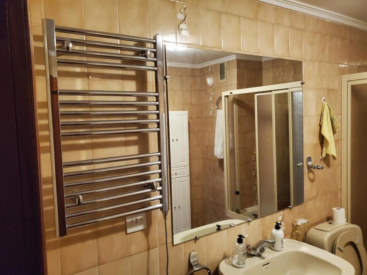 Lovely Bedroom In A Shared Apartment In The Center Of Alicante Ngoại thất bức ảnh